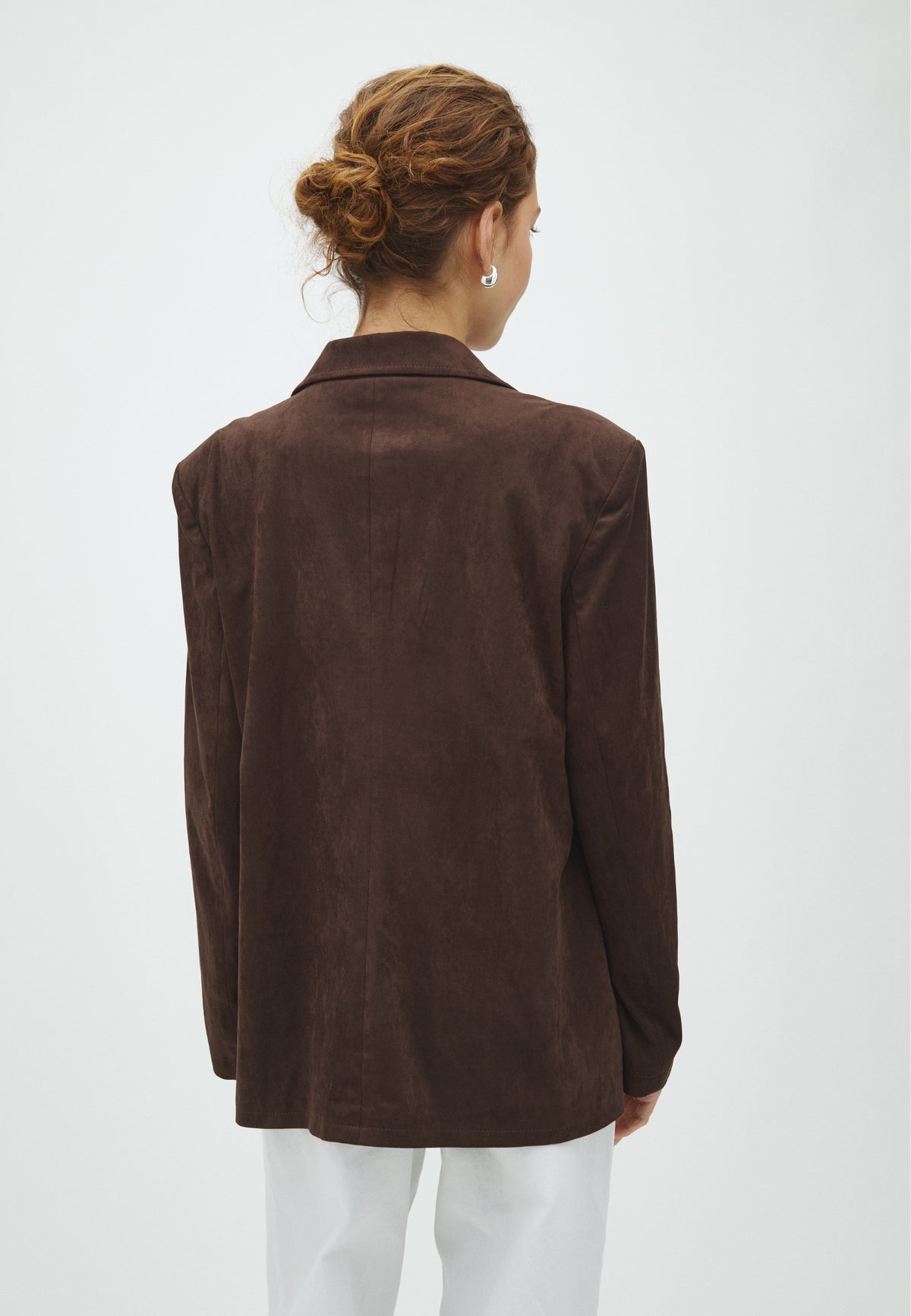 Mabea-M_Dark Brown_Model_2