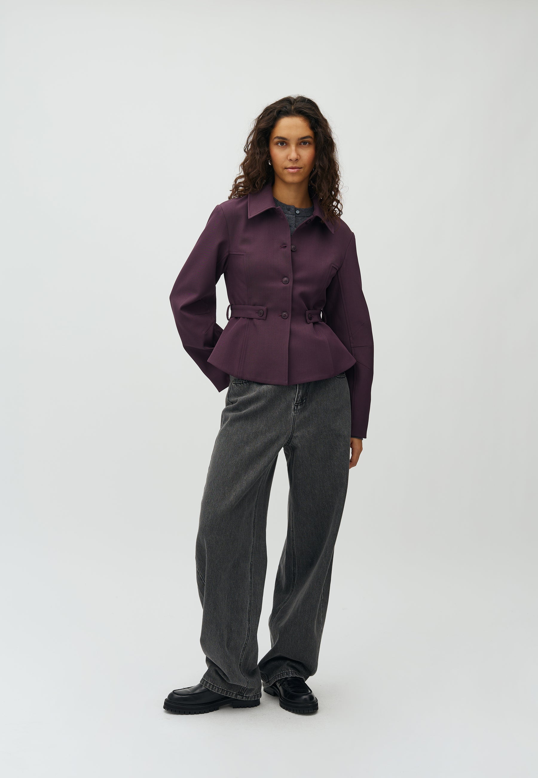 Yraella-M_Deep Purple_Model_0