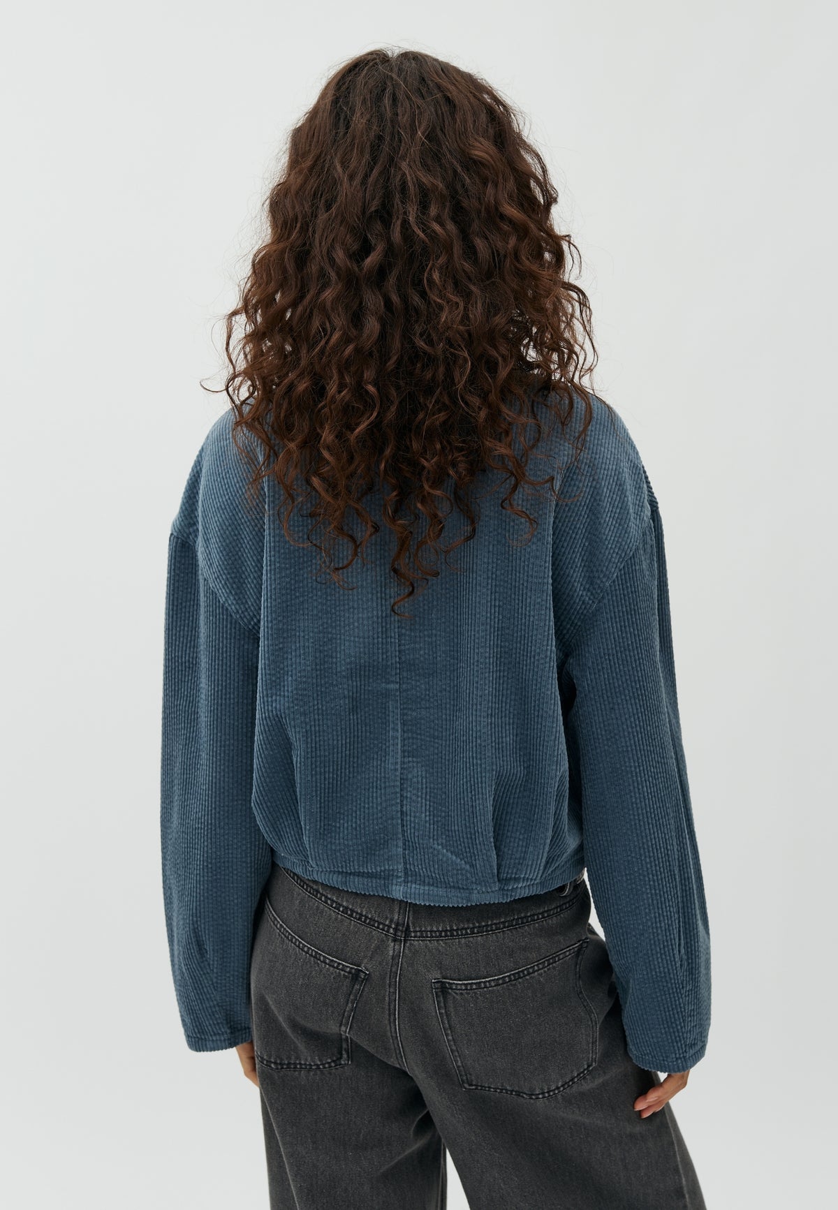 Gevina-M_Blue Mirage_Model_2